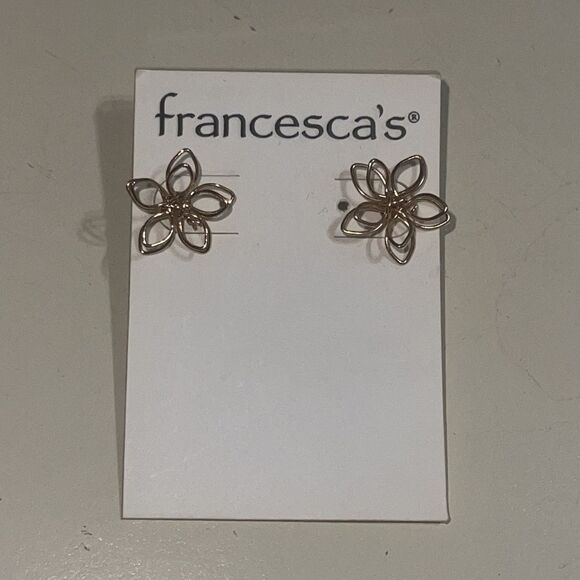 francesca's Flower Earrings - Picture 1 of 4